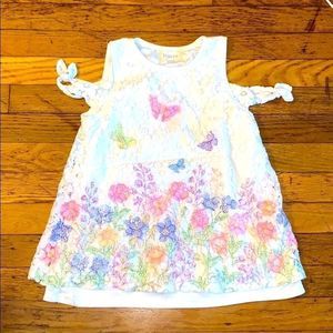 Size 10 girl Lace & lined Girl’s floral blouse